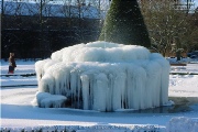 Felsenbrunnen im suedl. Hofgarten der Residenz