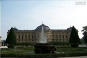 Felsenbrunnen im suedl. Hofgarten der Residenz