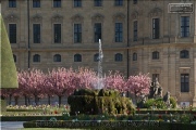 Felsenbrunnen im suedl. Hofgarten der Residenz
