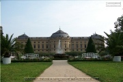 Felsenbrunnen im suedl. Hofgarten der Residenz