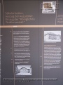 Infotafeln im Innern des Gartenpavillions des ehemaligen Augustinerklosters