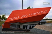 Tower und Tankstelle