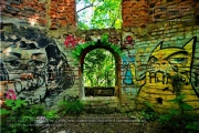 Lost Place - Ruine eines Jugendstil-Gartenhauses