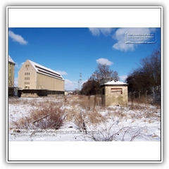 27.02.2005 - ehemaliger Bodenspeicher der HVA mit Waegehaus