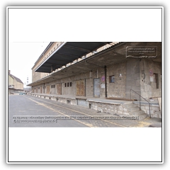 24.03.2013 - ehemaliger Bodenspeicher der HVA - vordere Laderampe mit Gleis am Gebaeude 3