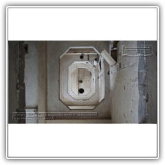 20.10.2019 - ehemaliger Bodenspeicher der HVA - im Inneren 005