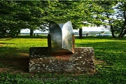  - im Skulpturengarten auf der Zeller Bastion