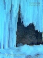 Naturdenkmal Tuff-Steilhang mit Eiszapfen behangen!