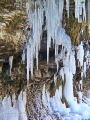 Naturdenkmal Tuff-Steilhang mit Eiszapfen behangen!