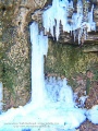 Naturdenkmal Tuff-Steilhang mit Eiszapfen behangen!